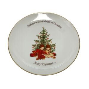 HOLLY HOBBY Christmas Commemorative Edition Collector Plate | Made in Japan